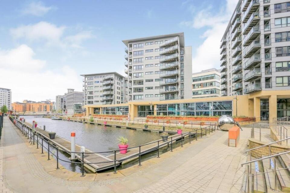 King Deluxe City Apt Large Balcony& Free Parking! Leeds  Exterior foto